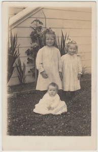 The Henderson Sisters Oakland CA 1912 pc1